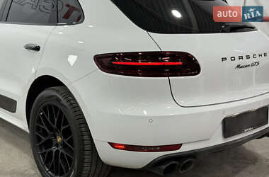 Внедорожник / Кроссовер Porsche Macan 2017 в 