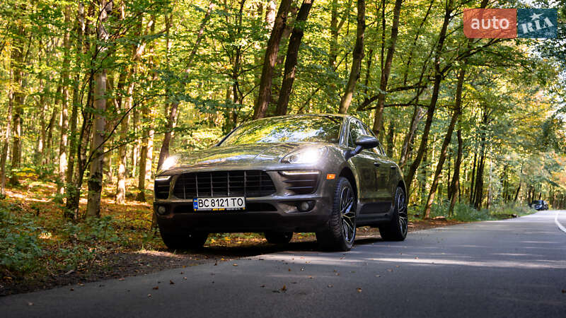 Внедорожник / Кроссовер Porsche Macan 2015 в Львове