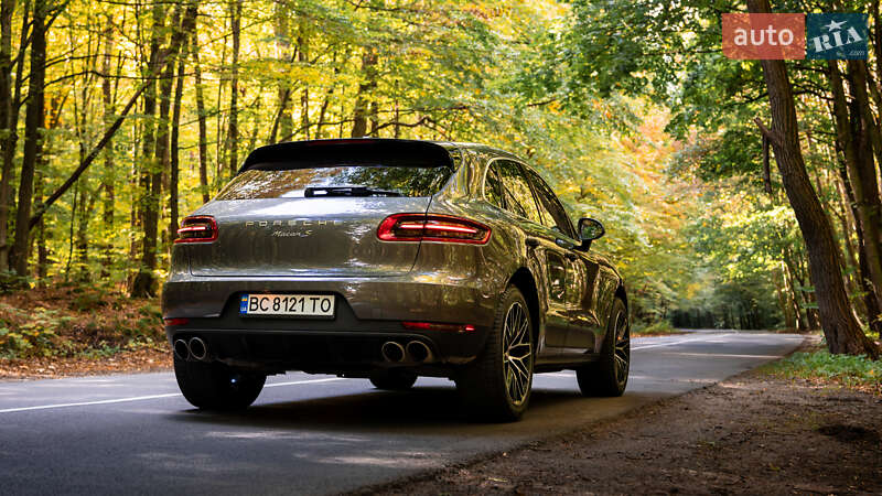Внедорожник / Кроссовер Porsche Macan 2015 в Львове