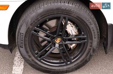 Позашляховик / Кросовер Porsche Macan 2015 в 