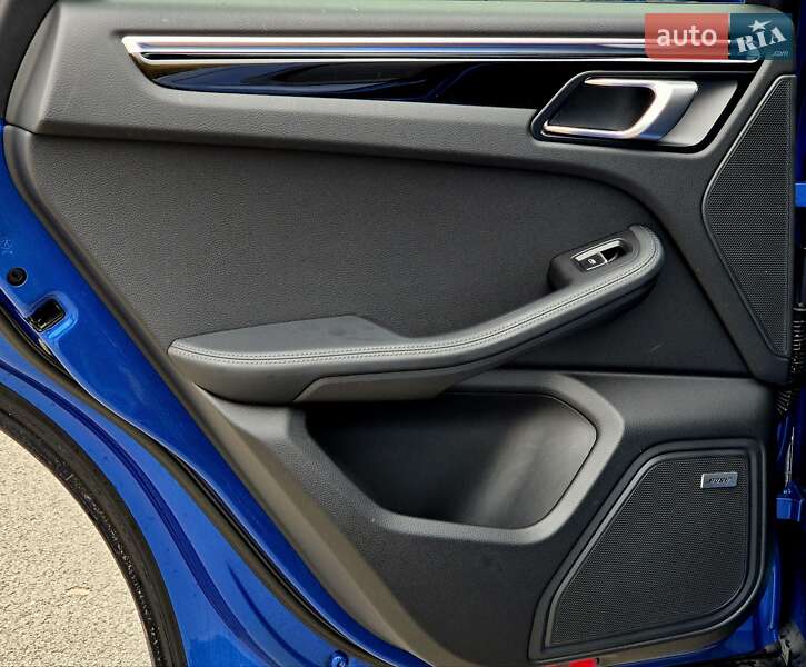 Внедорожник / Кроссовер Porsche Macan 2021 в Харькове