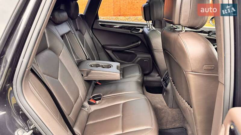 Внедорожник / Кроссовер Porsche Macan 2017 в Днепре фото 7 Внедорожник / Кроссовер Porsche Macan 2017 в Днепре