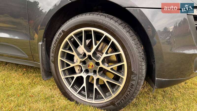 Внедорожник / Кроссовер Porsche Macan 2017 в Днепре фото 12 Внедорожник / Кроссовер Porsche Macan 2017 в Днепре