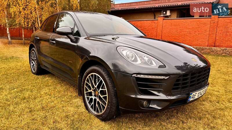 Внедорожник / Кроссовер Porsche Macan 2017 в Днепре фото 2 Внедорожник / Кроссовер Porsche Macan 2017 в Днепре