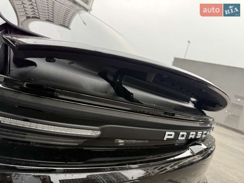 Позашляховик / Кросовер Porsche Macan 2024 в Києві