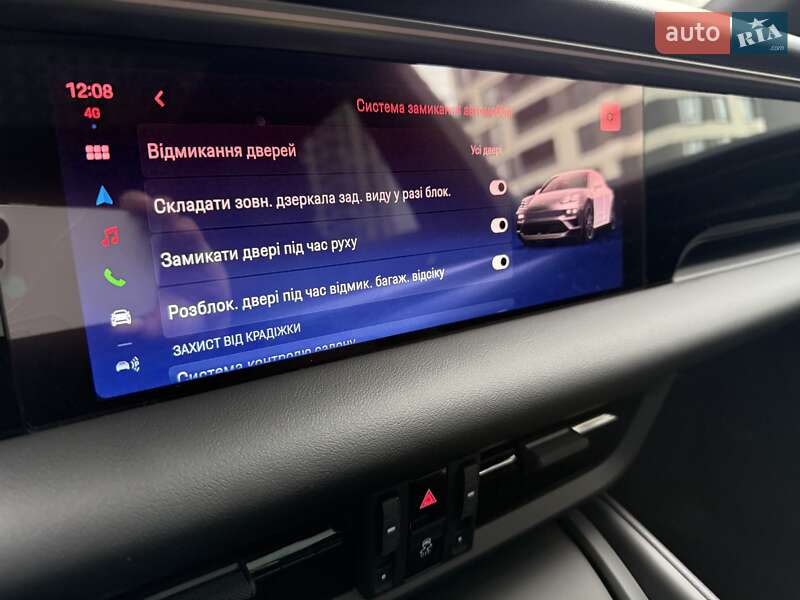 Позашляховик / Кросовер Porsche Macan 2024 в Києві