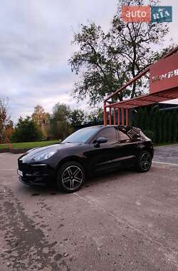 Внедорожник / Кроссовер Porsche Macan 2018 в Киеве