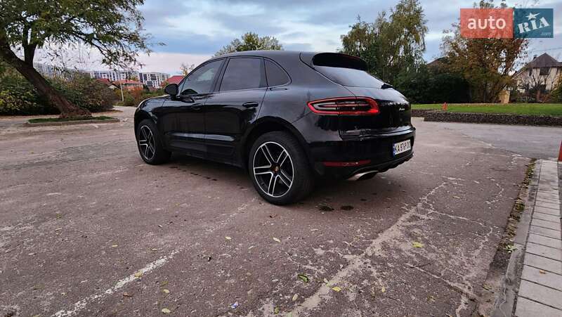 Внедорожник / Кроссовер Porsche Macan 2018 в Киеве фото 3 Внедорожник / Кроссовер Porsche Macan 2018 в Киеве