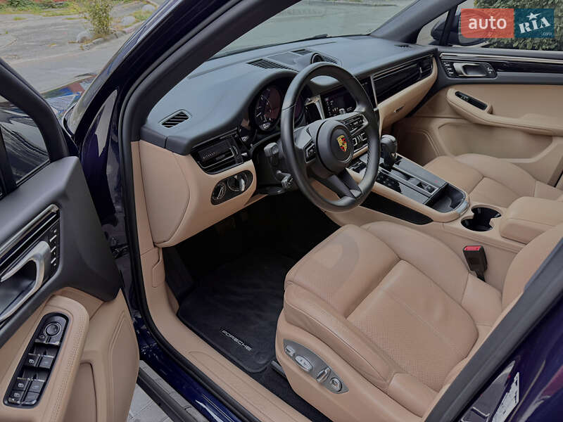 Внедорожник / Кроссовер Porsche Macan 2023 в Киеве
