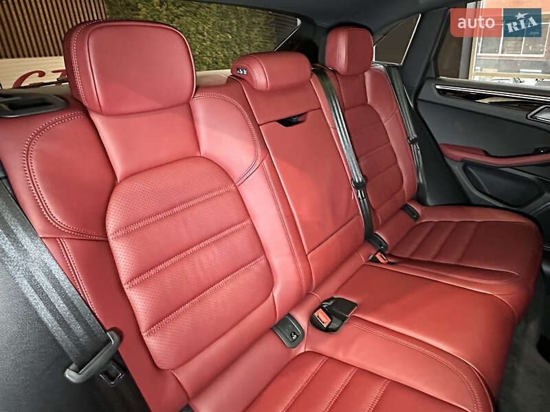 Внедорожник / Кроссовер Porsche Macan 2022 в Киеве фото 66 Внедорожник / Кроссовер Porsche Macan 2022 в Киеве