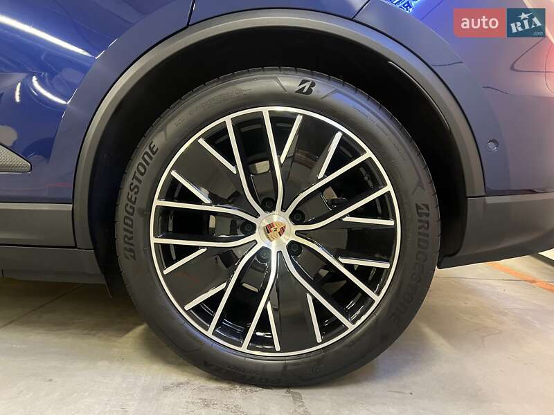 Внедорожник / Кроссовер Porsche Macan 2024 в Киеве фото 20 Внедорожник / Кроссовер Porsche Macan 2024 в Киеве