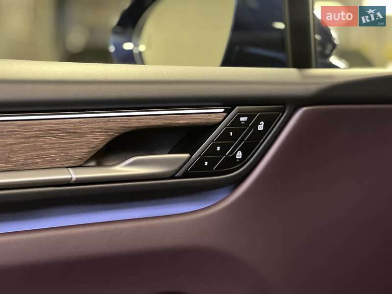 Внедорожник / Кроссовер Porsche Macan 2024 в Киеве фото 33 Внедорожник / Кроссовер Porsche Macan 2024 в Киеве