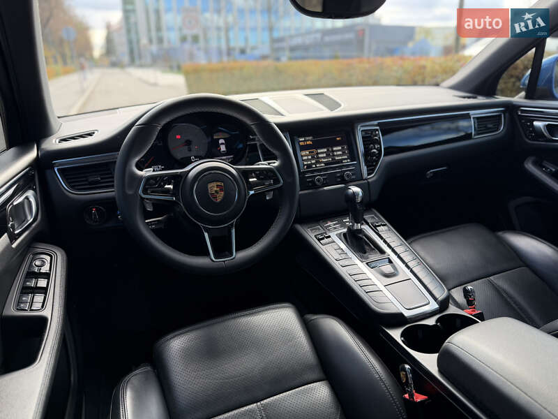 Позашляховик / Кросовер Porsche Macan 2015 в Львові фото 14 Позашляховик / Кросовер Porsche Macan 2015 в Львові