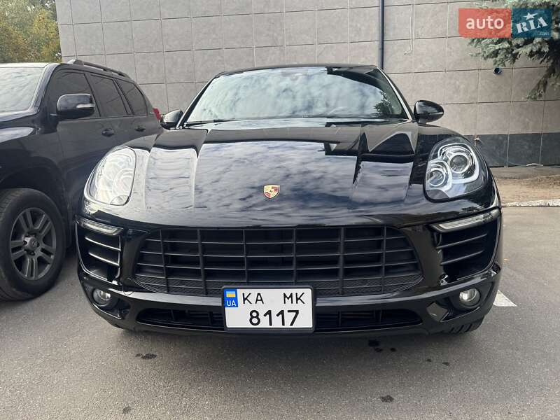 Позашляховик / Кросовер Porsche Macan 2018 в Києві