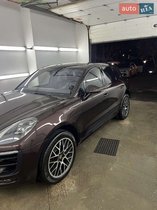 Позашляховик / Кросовер Porsche Macan 2016 в Києві фото 19 Позашляховик / Кросовер Porsche Macan 2016 в Києві