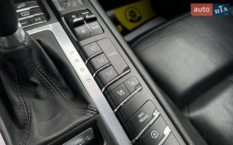 Внедорожник / Кроссовер Porsche Macan 2014 в Львове фото 19 Внедорожник / Кроссовер Porsche Macan 2014 в Львове