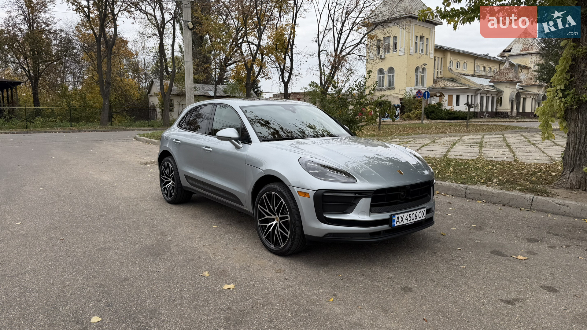 2023 Porsche Macan - фото 1