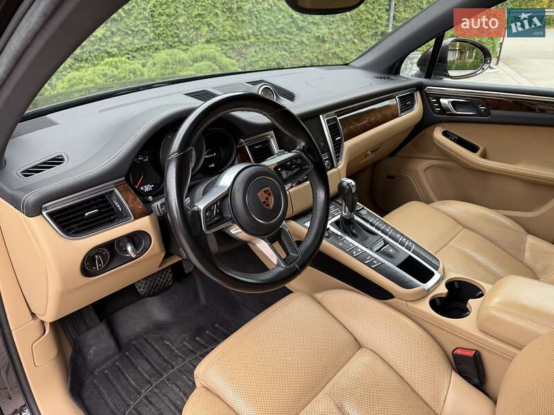Внедорожник / Кроссовер Porsche Macan 2018 в Жовкве