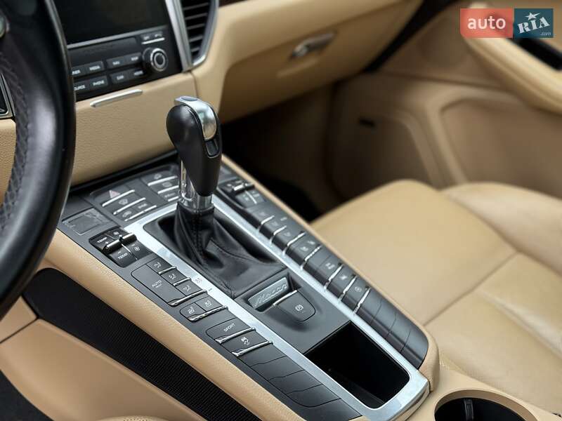 Внедорожник / Кроссовер Porsche Macan 2018 в Жовкве