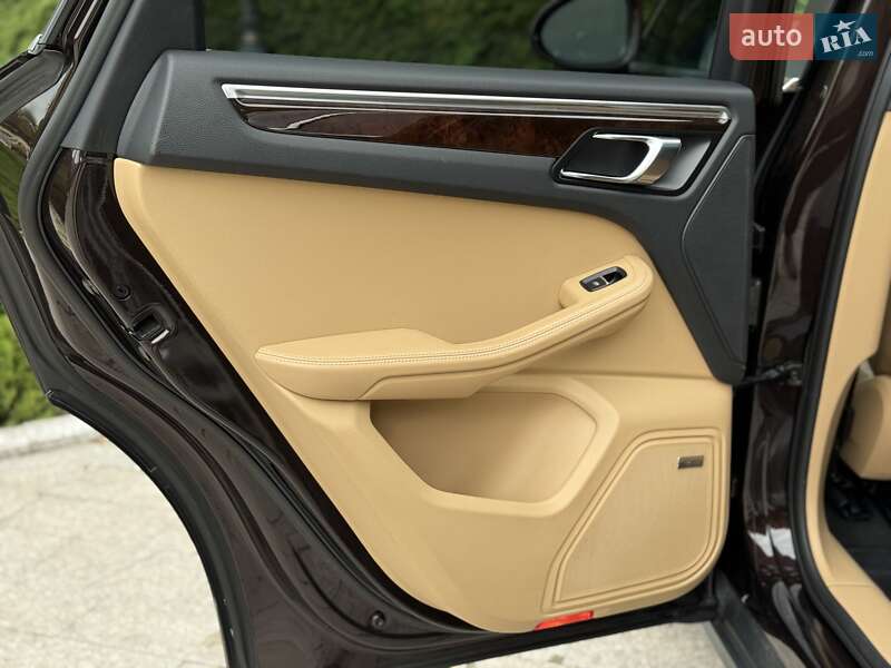 Внедорожник / Кроссовер Porsche Macan 2018 в Жовкве