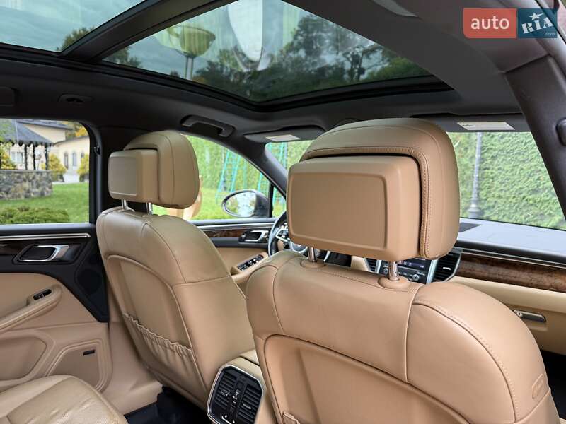 Внедорожник / Кроссовер Porsche Macan 2018 в Жовкве