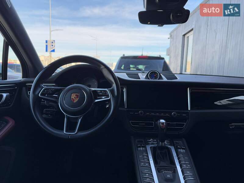 Внедорожник / Кроссовер Porsche Macan 2020 в Киеве фото 13 Внедорожник / Кроссовер Porsche Macan 2020 в Киеве