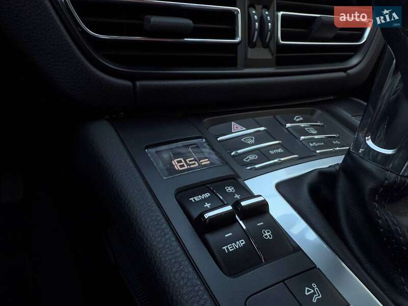 Внедорожник / Кроссовер Porsche Macan 2020 в Киеве фото 21 Внедорожник / Кроссовер Porsche Macan 2020 в Киеве