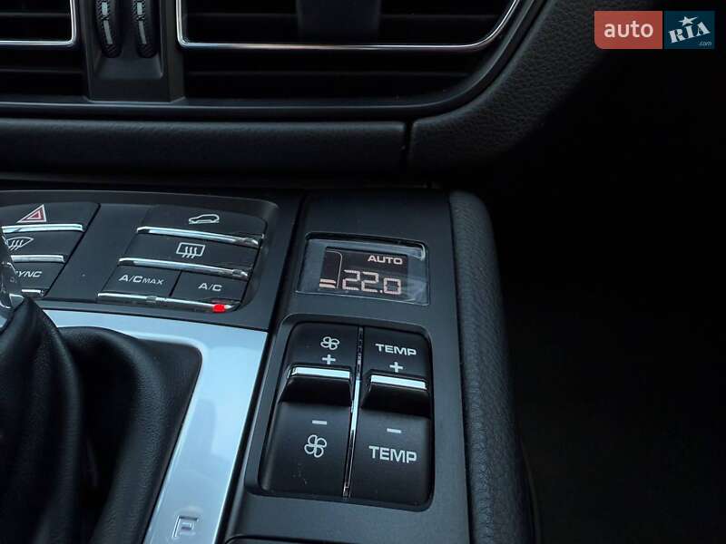 Внедорожник / Кроссовер Porsche Macan 2020 в Киеве фото 26 Внедорожник / Кроссовер Porsche Macan 2020 в Киеве