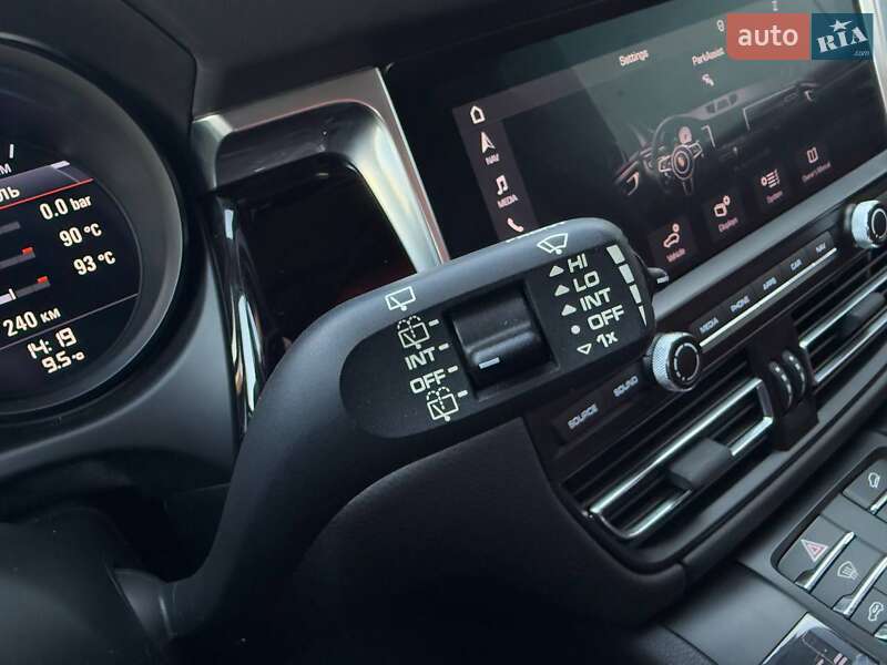 Внедорожник / Кроссовер Porsche Macan 2020 в Киеве фото 29 Внедорожник / Кроссовер Porsche Macan 2020 в Киеве