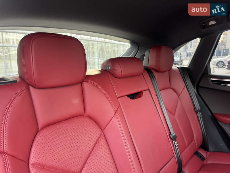 Внедорожник / Кроссовер Porsche Macan 2024 в Киеве фото 31 Внедорожник / Кроссовер Porsche Macan 2024 в Киеве