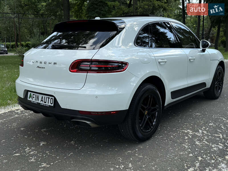 Внедорожник / Кроссовер Porsche Macan 2016 в Черкассах