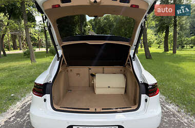 Позашляховик / Кросовер Porsche Macan 2016 в Черкасах