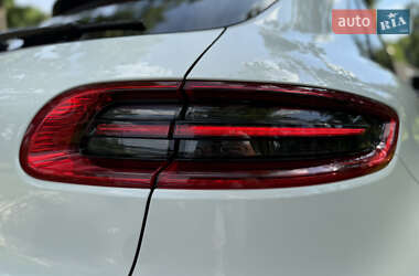 Позашляховик / Кросовер Porsche Macan 2016 в Черкасах