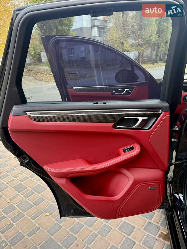 Позашляховик / Кросовер Porsche Macan 2014 в Новомосковську фото 15 Позашляховик / Кросовер Porsche Macan 2014 в Новомосковську