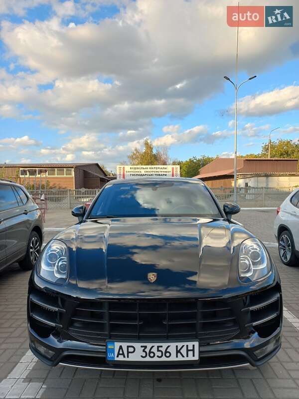 Внедорожник / Кроссовер Porsche Macan 2014 в Запорожье
