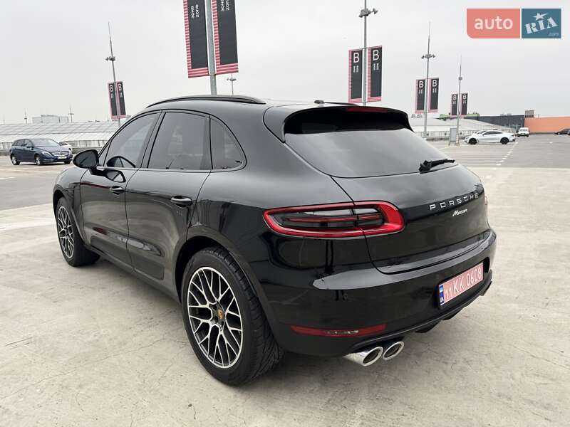 Внедорожник / Кроссовер Porsche Macan 2018 в Киеве