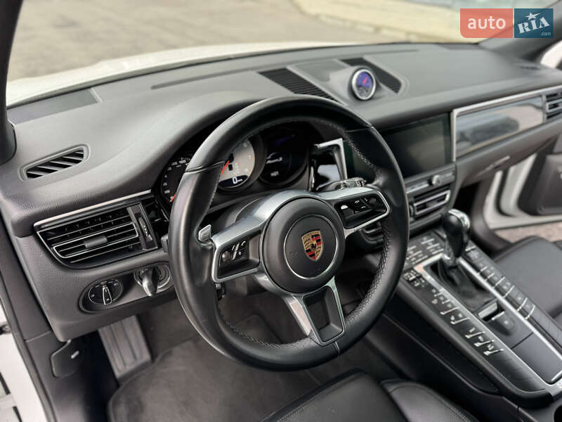 Позашляховик / Кросовер Porsche Macan 2019 в Харкові