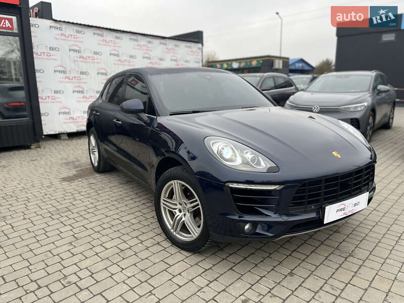 Позашляховик / Кросовер Porsche Macan 2017 в Львові