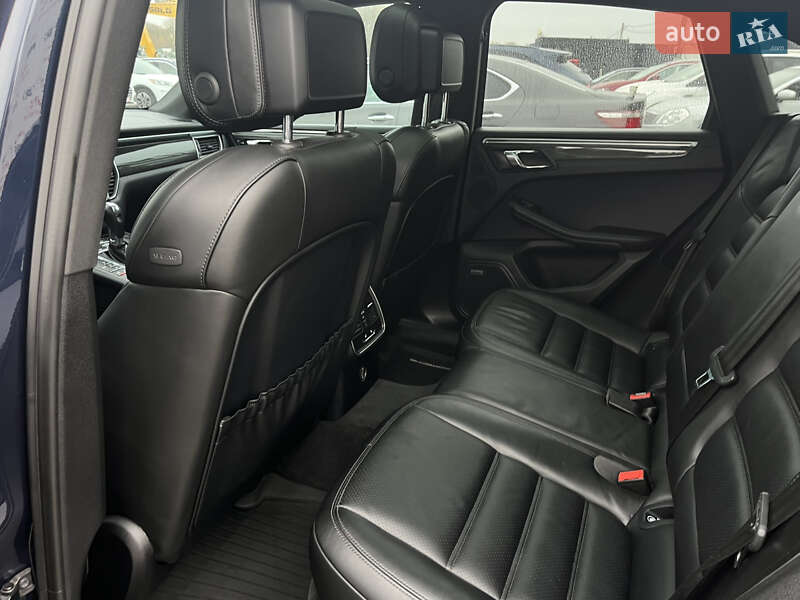 Позашляховик / Кросовер Porsche Macan 2017 в Львові