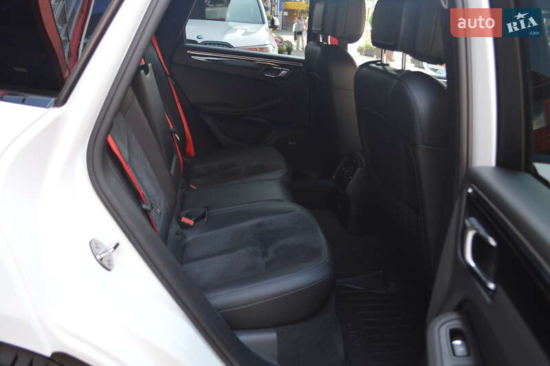 Внедорожник / Кроссовер Porsche Macan 2018 в Львове