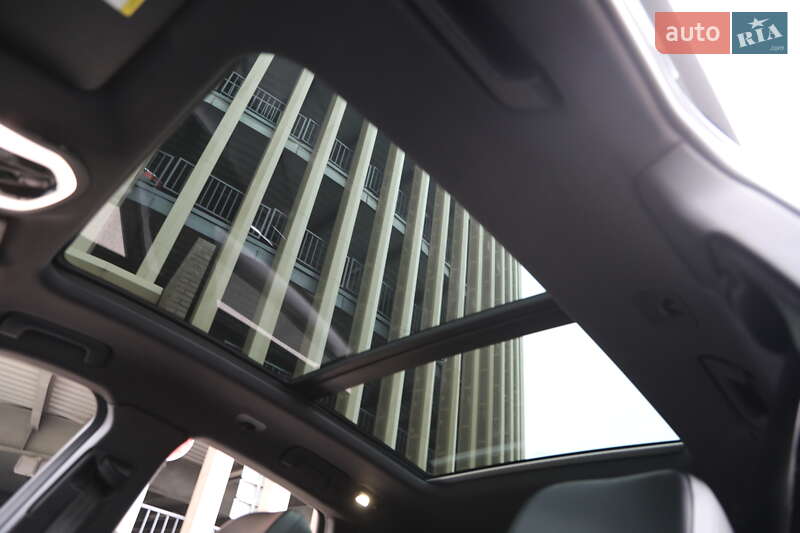 Позашляховик / Кросовер Porsche Macan 2018 в Харкові