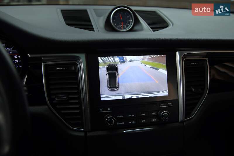 Позашляховик / Кросовер Porsche Macan 2018 в Харкові