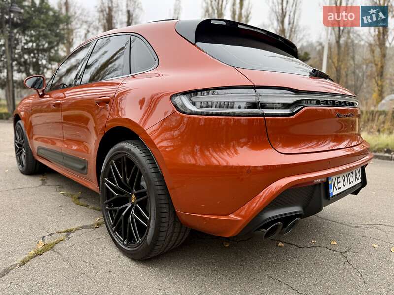 Позашляховик / Кросовер Porsche Macan 2022 в Києві