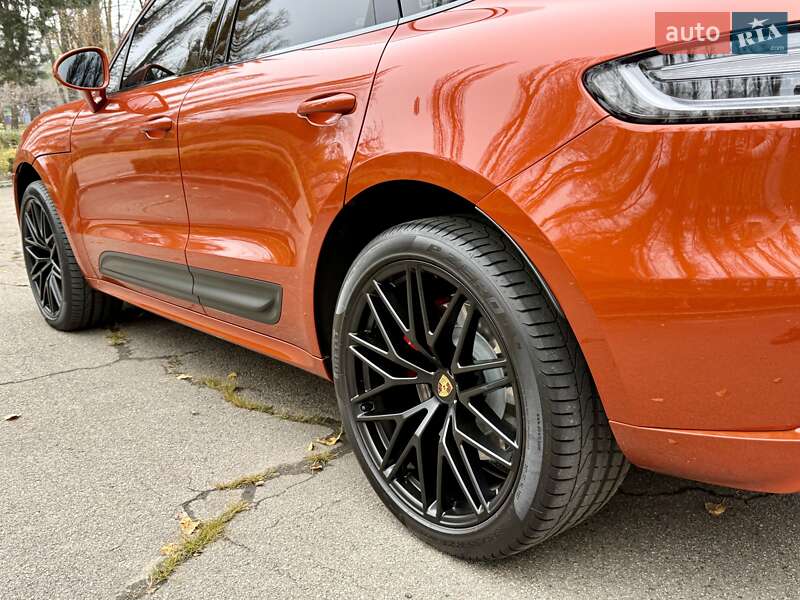 Позашляховик / Кросовер Porsche Macan 2022 в Києві
