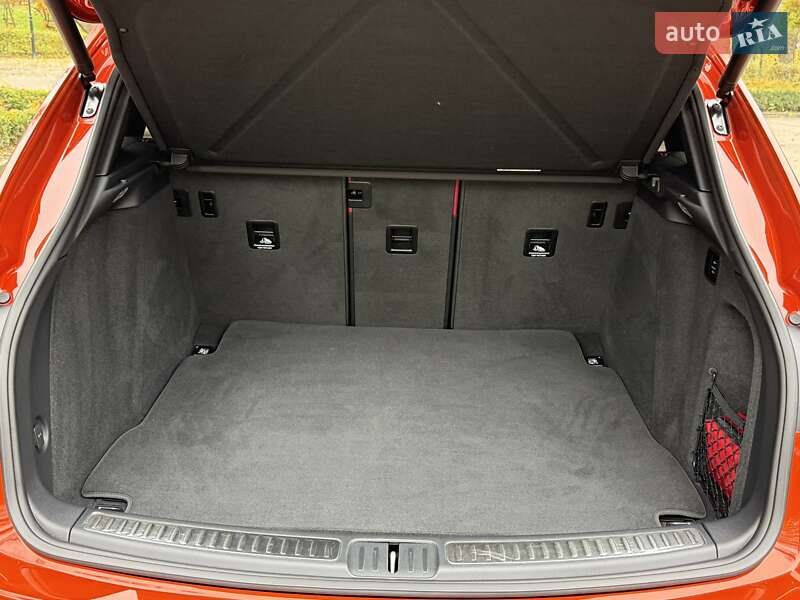 Позашляховик / Кросовер Porsche Macan 2022 в Києві