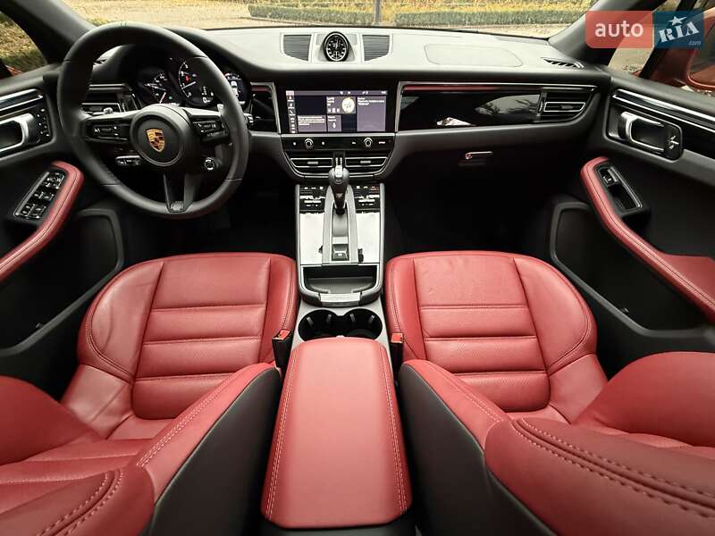 Позашляховик / Кросовер Porsche Macan 2022 в Києві