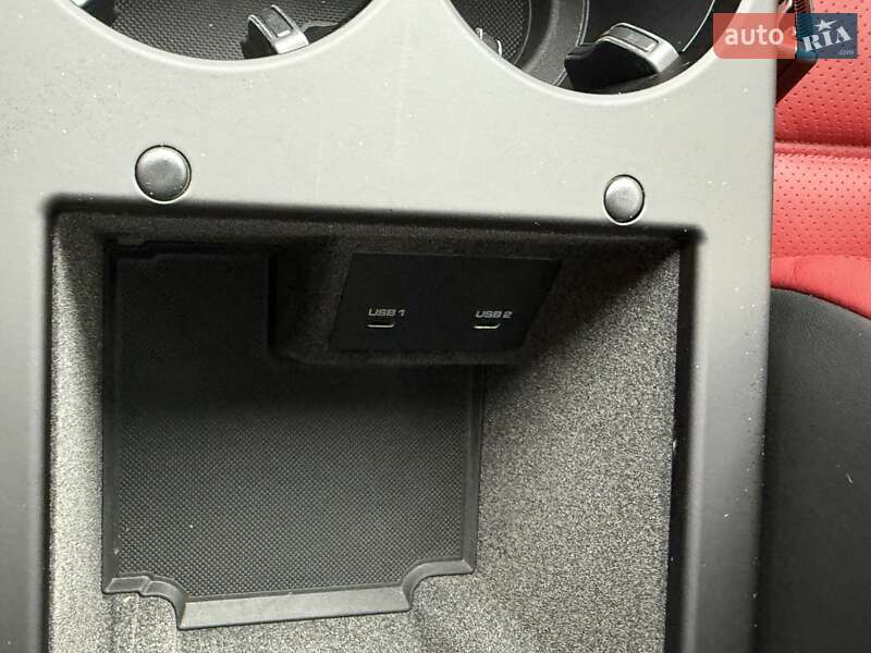 Позашляховик / Кросовер Porsche Macan 2022 в Києві