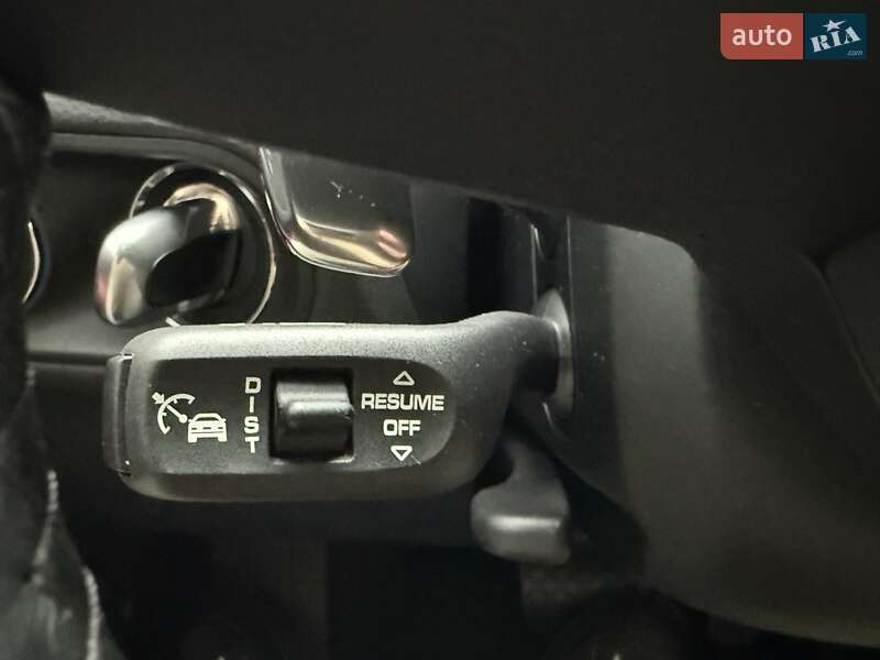 Позашляховик / Кросовер Porsche Macan 2022 в Києві