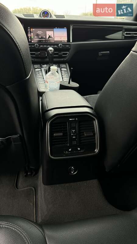 Внедорожник / Кроссовер Porsche Macan 2019 в Хмельницком