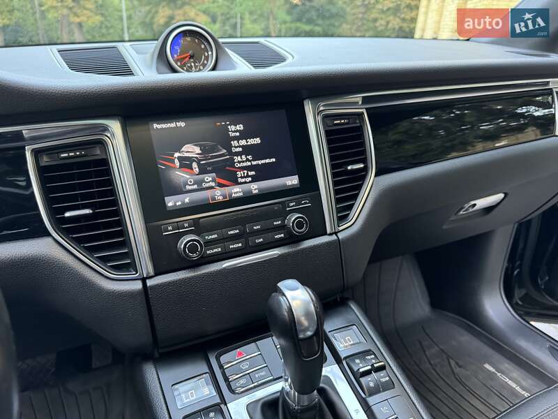 Позашляховик / Кросовер Porsche Macan 2017 в Києві фото 15 Позашляховик / Кросовер Porsche Macan 2017 в Києві